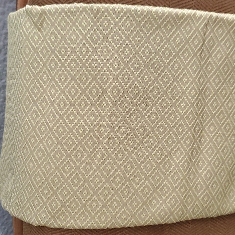 scarf. Pure silk ARTISANS ANGKOR
